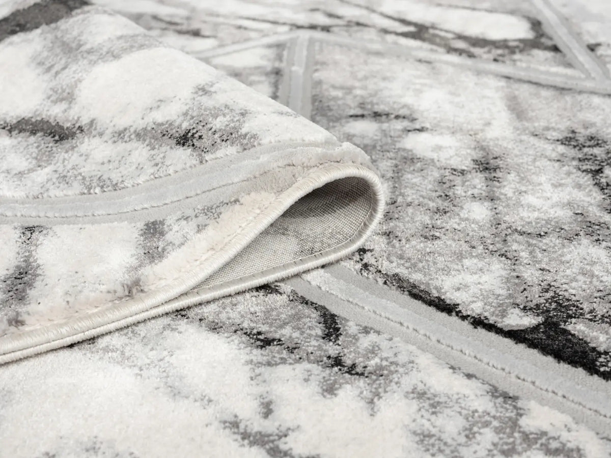 Calacatta Cream & Silver Marble Effect Rug
