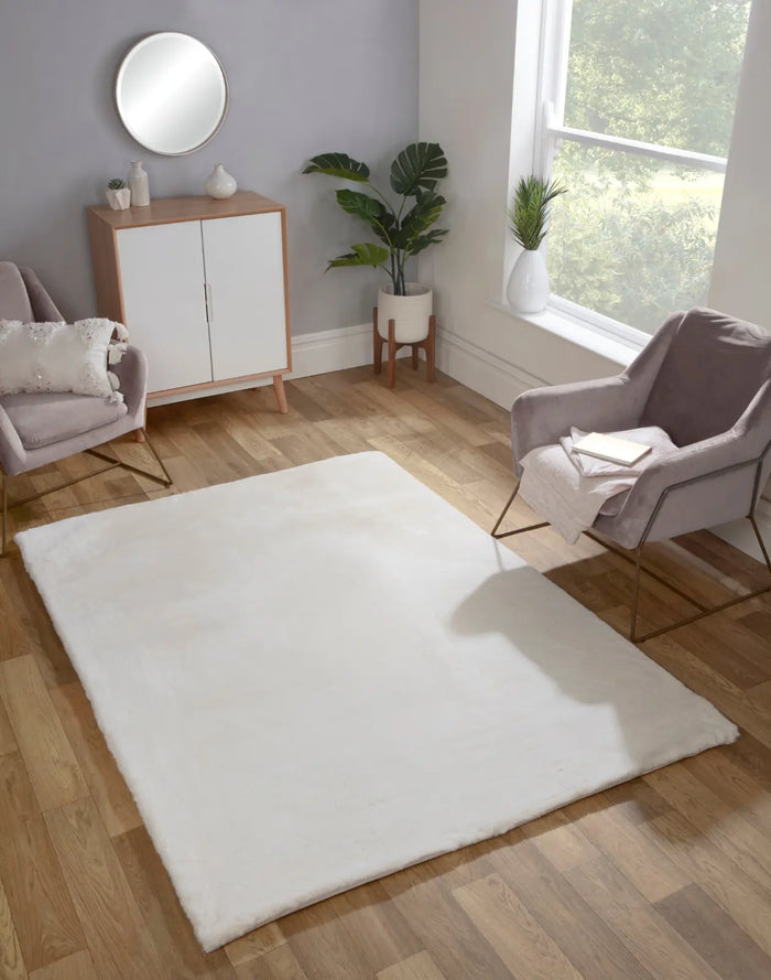 Cosset Ivory Faux Fur Rug