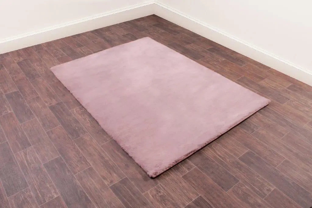 Frost Pink Tipped Faux Fur Rug