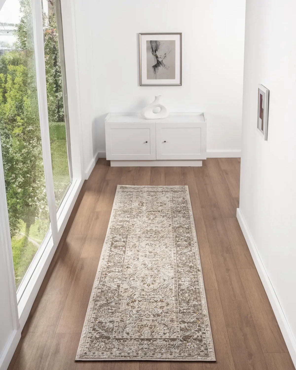 Hungerford Brown Distressed Floral Rug