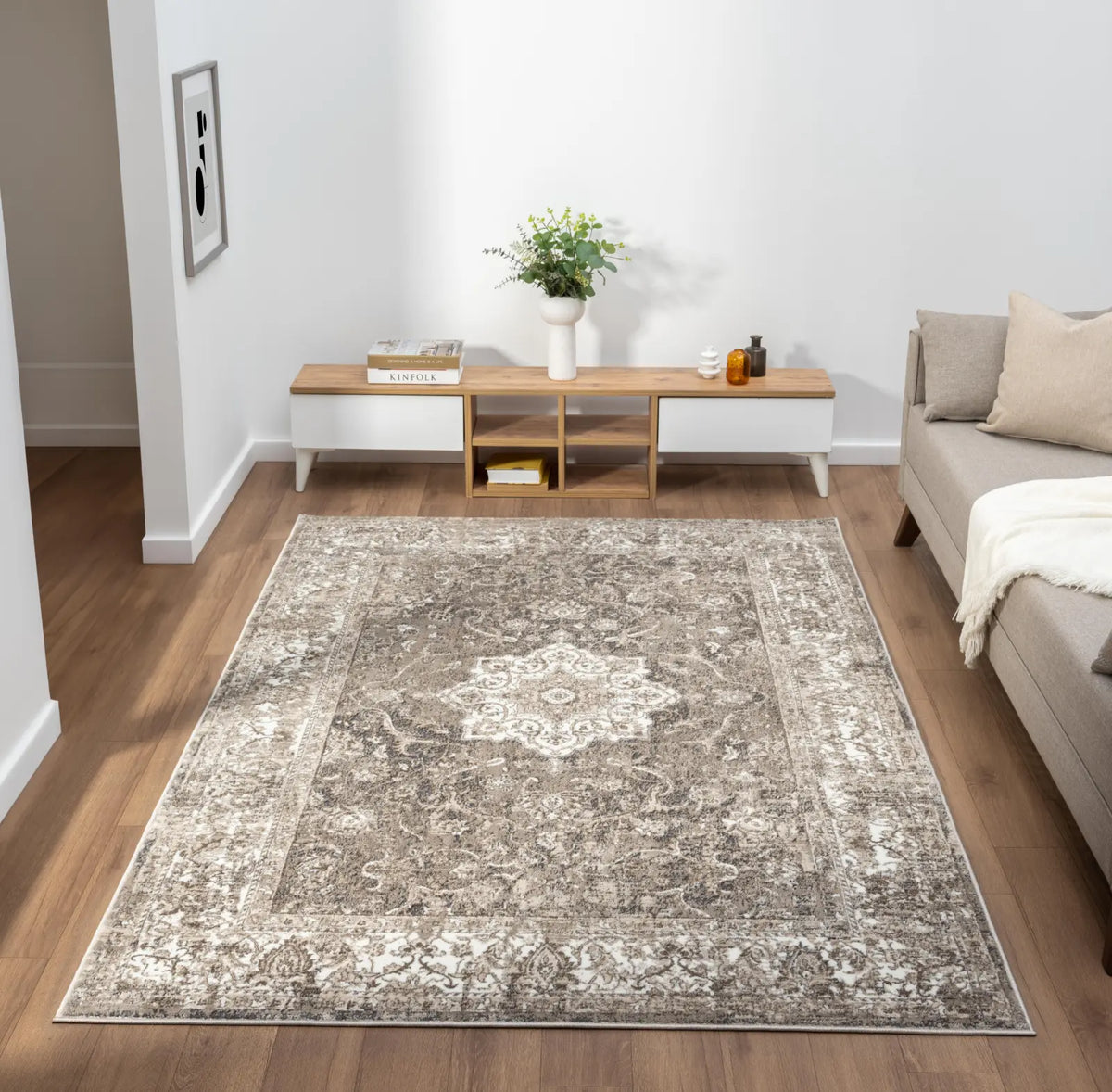 Lewes Charcoal Distressed Medallion Rug