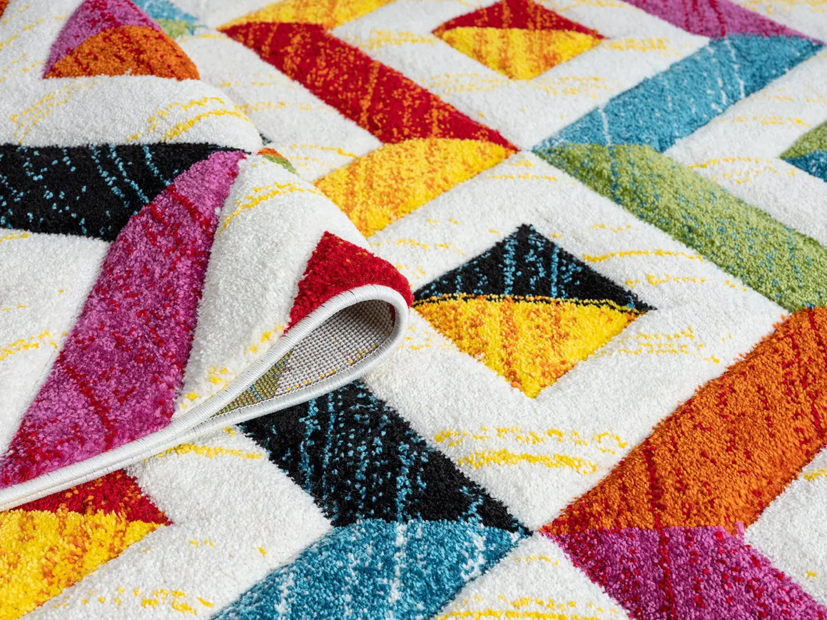 Oriole Rainbow Argyle Rug